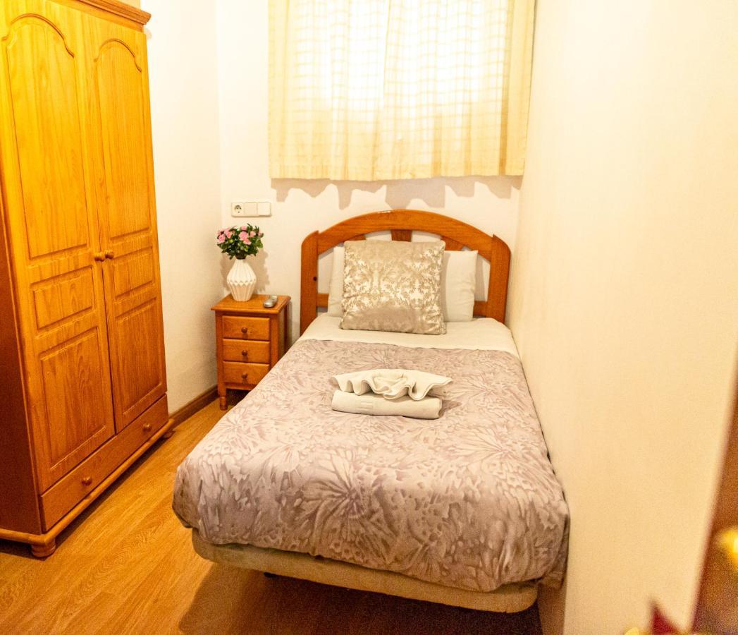 Budget Single Room
